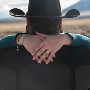 Meet your Posher, Cassandra